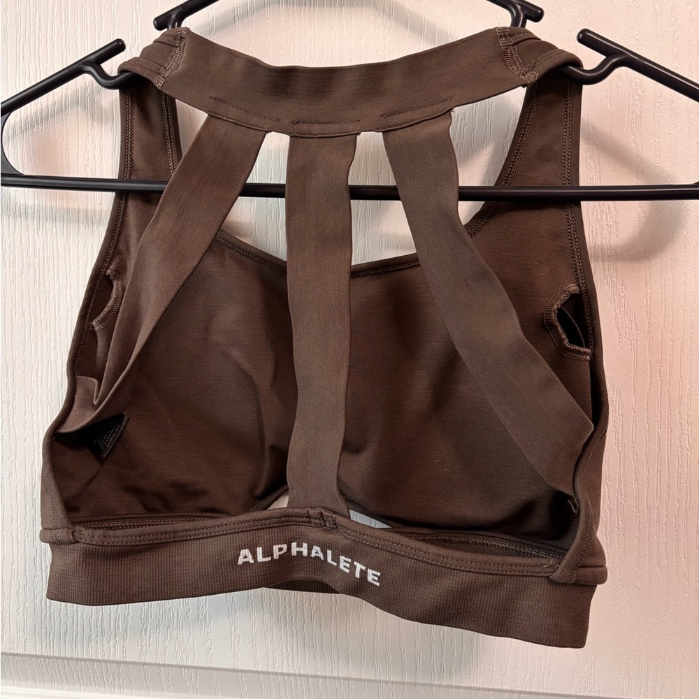ALPHALETE TRINITY SPORTS BRA.